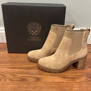 Brand NEW w tags and box Vince Camuto booties